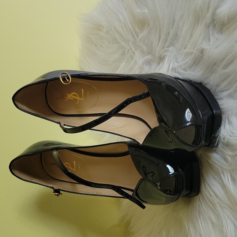 Gorgeous ysl heels